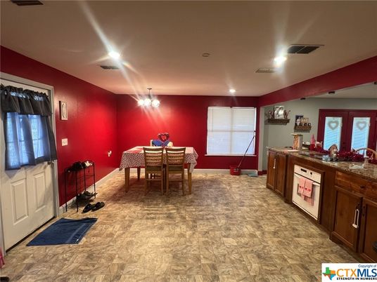 Dining room, Interior, Recessed Lighting