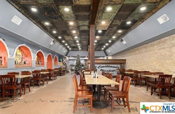 Dining room, Interior, Recessed Lighting, Stone Walls