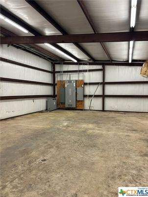 Garage, Interior