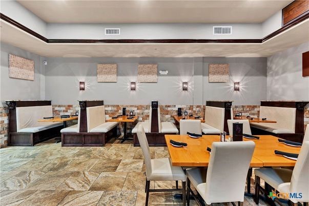Dining room, Interior
