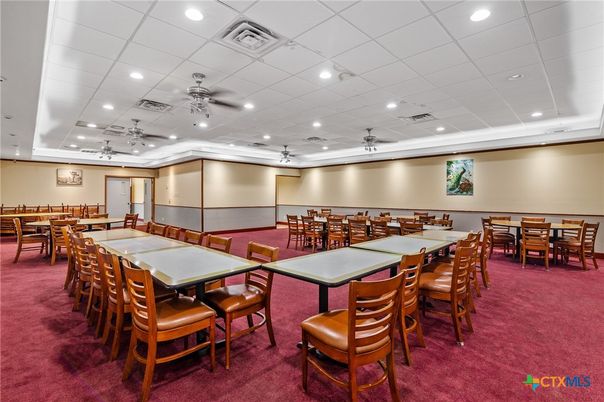 Dining room, Interior, Recessed Lighting