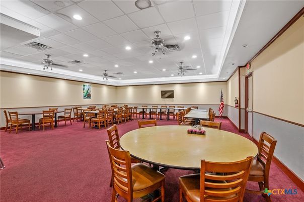 Dining room, Interior, Recessed Lighting