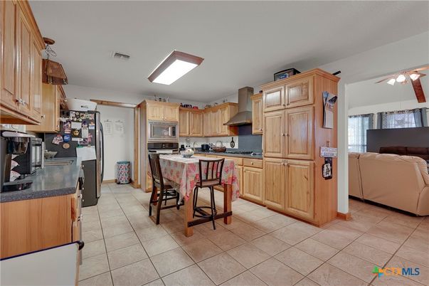 Dining room, Interior, Kitchen, Living room, Stainless Steel Appliances