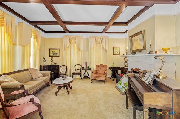 Interior, Living room, Piano, Wooden Beams