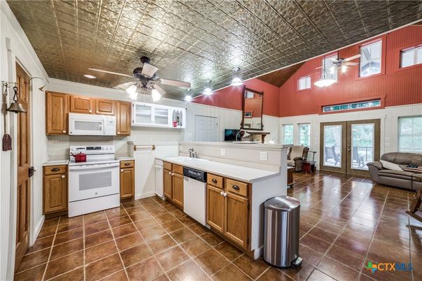 Fireplace, Interior, Kitchen