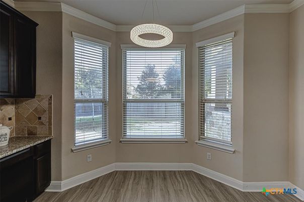 Interior, Pendant Lights, Wood Texture Flooring