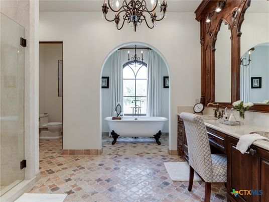 Bathroom, Chandelier, Free Standing Baths, Interior