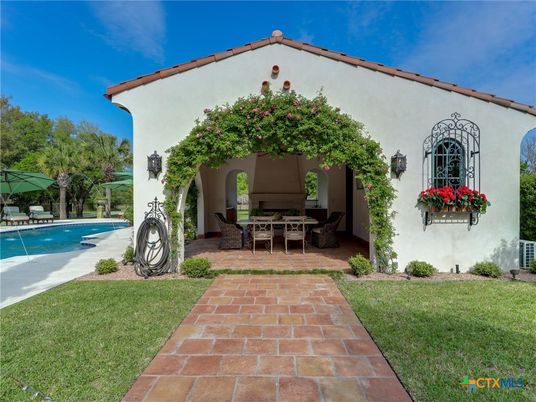 Backyard, Exterior, Pool