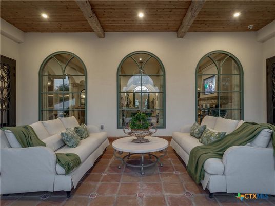 Interior, Living room, Recessed Lighting, Wooden Beams, Wooden Ceilings