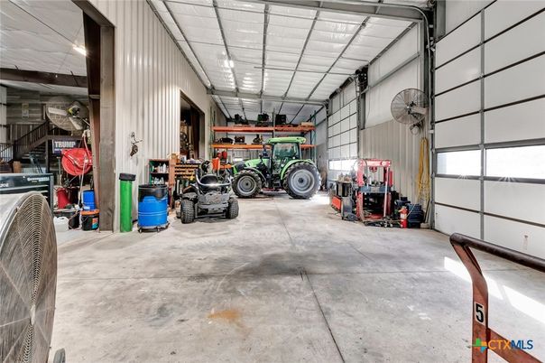 Garage, Interior