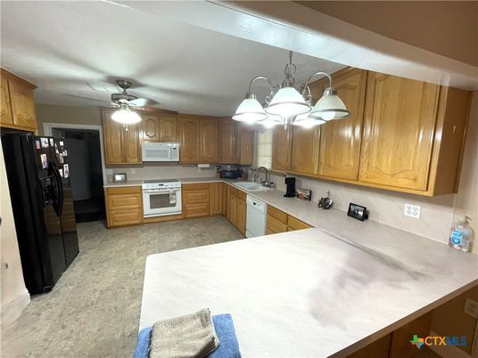 Chandelier, Interior, Kitchen