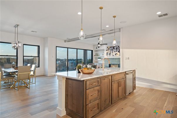 Dining room, Interior, Kitchen, Pendant Lights, Recessed Lighting, Wood Texture Flooring