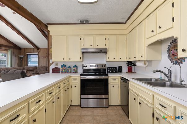 Interior, Kitchen, Stainless Steel Appliances