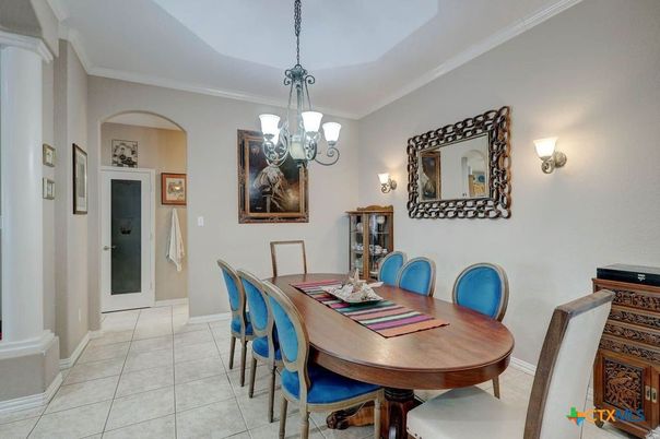Chandelier, Dining room, Interior