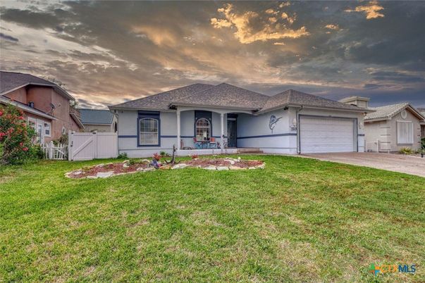 Attached, Backyard, Exterior, Facade, Ranch