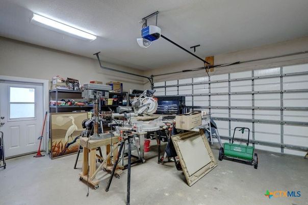 Garage, Interior
