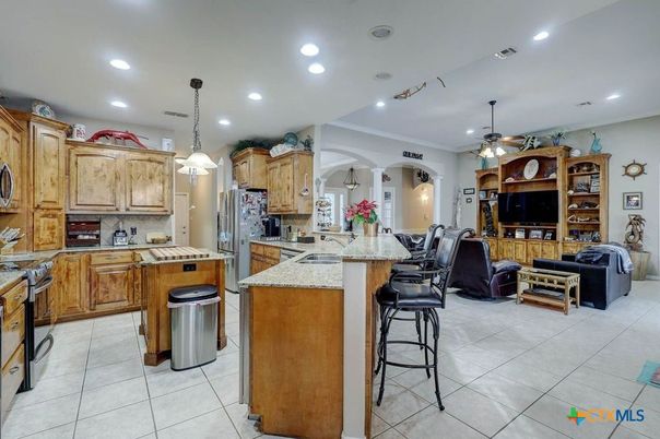 Interior, Kitchen, Pendant Lights, Recessed Lighting