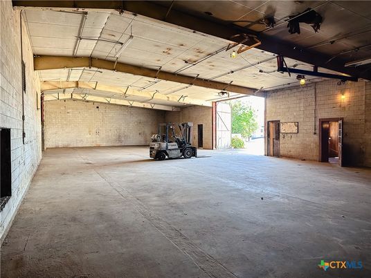 Garage, Interior, Stone Walls