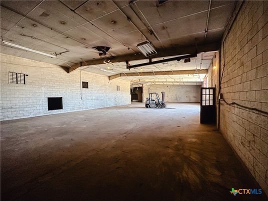 Garage, Interior, Stone Walls