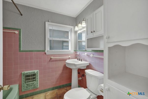 Bathroom, Interior