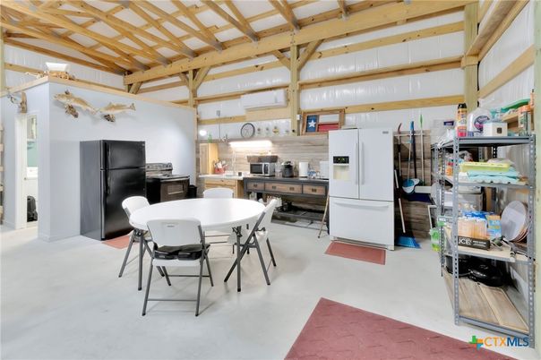 Dining room, Interior, Kitchen, Stainless Steel Appliances, Wooden Beams