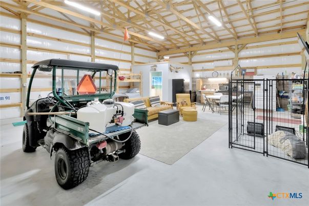 Garage, Interior