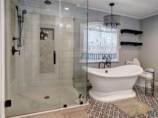 Bathroom, Free Standing Baths, Glass Shower, Interior, Pendant Lights, Recessed Lighting