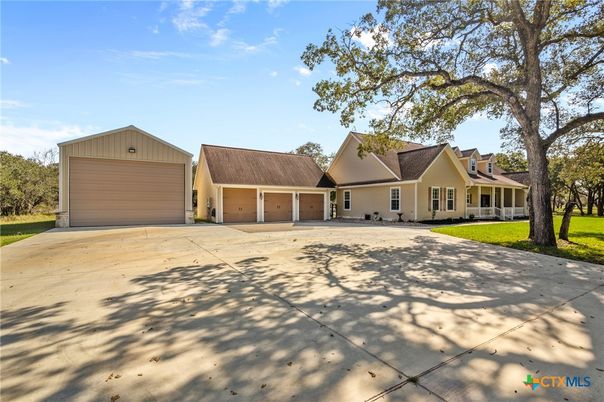 Backyard, Detached Garage, Exterior