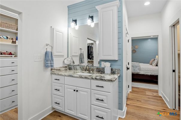 Bathroom, Bedroom, Interior, Recessed Lighting, Wood Texture Flooring