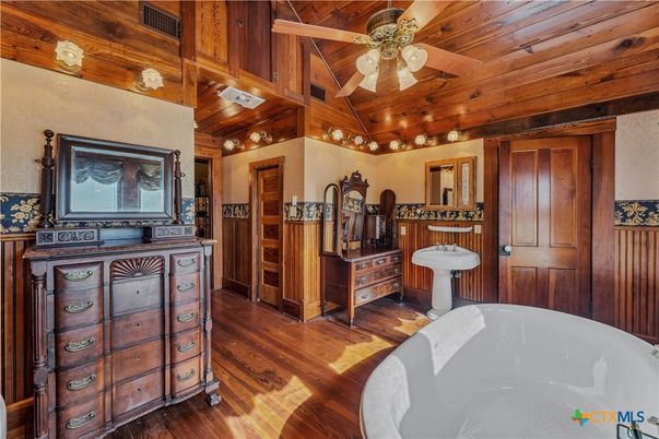 Bathroom, Free Standing Baths, Interior, Wooden Beams, Wooden Ceilings, Wood Texture Flooring, Wooden Walls