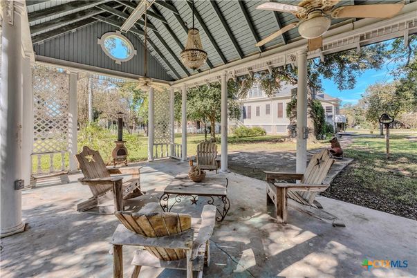 Backyard, Exterior, Sun Room