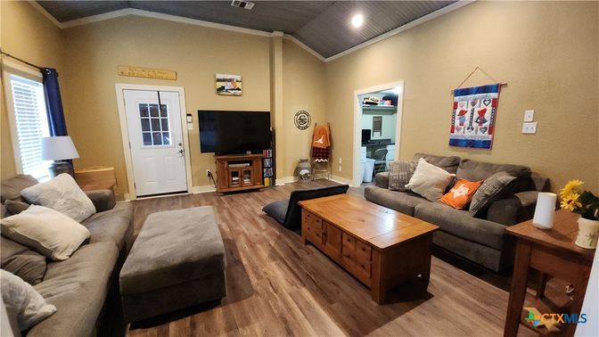 Interior, Living room, Recessed Lighting, Wood Texture Flooring