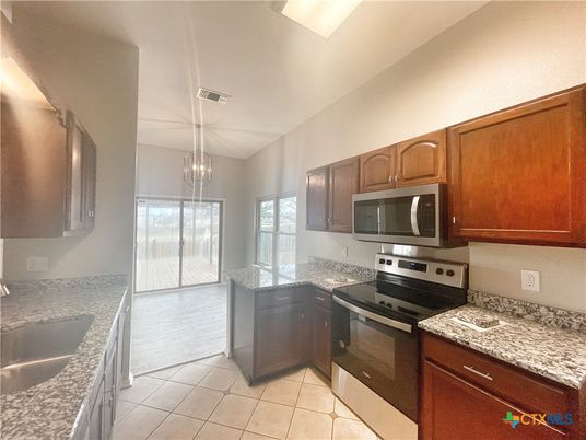 Interior, Kitchen, Pendant Lights, Stainless Steel Appliances