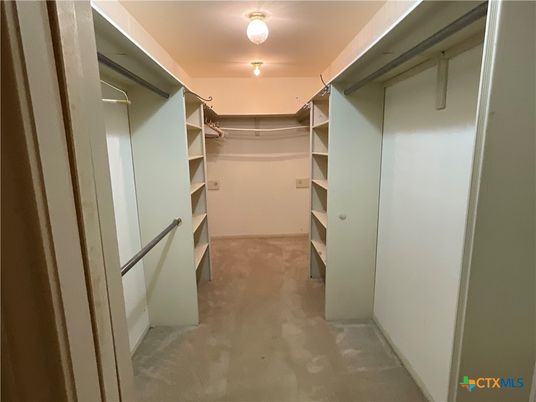 Interior, Walk-in Closets