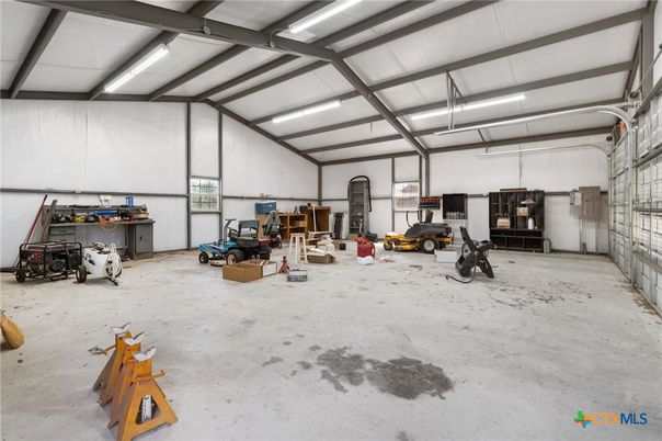 Garage, Interior