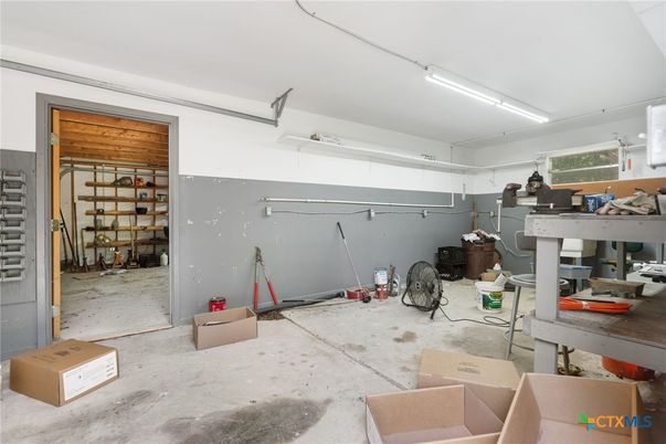 Garage, Interior