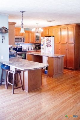 Interior, Kitchen, Pendant Lights, Wood Texture Flooring