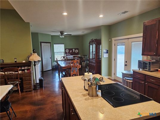 Dining room, Interior, Kitchen, Recessed Lighting