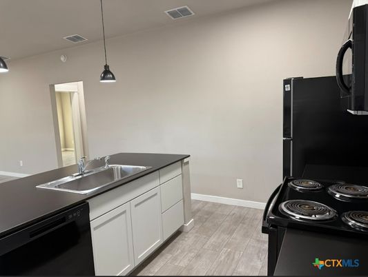 Interior, Kitchen, Pendant Lights, Wood Texture Flooring