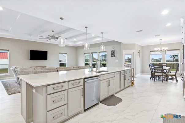 Dining room, Interior, Kitchen, Marble, Pendant Lights, Recessed Lighting