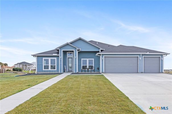Attached, Backyard, Exterior, Facade, Ranch