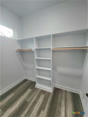 Interior, Walk-in Closets, Wood Texture Flooring