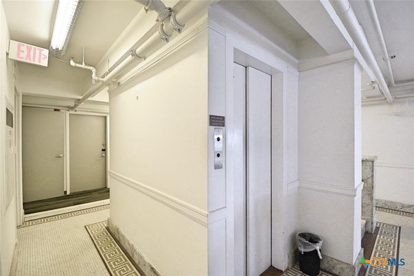 Elevator, Interior