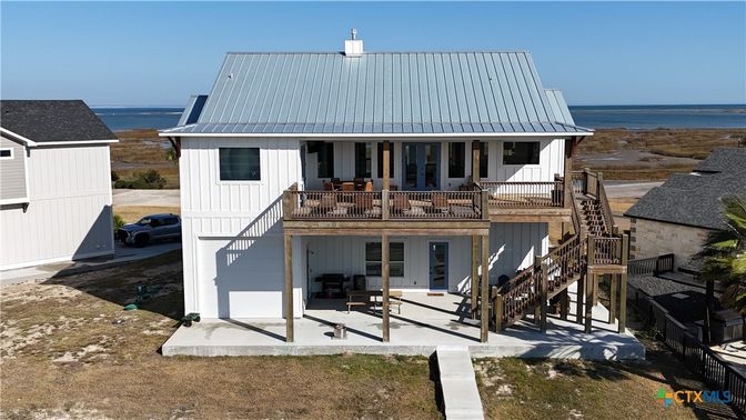 Exterior, Water