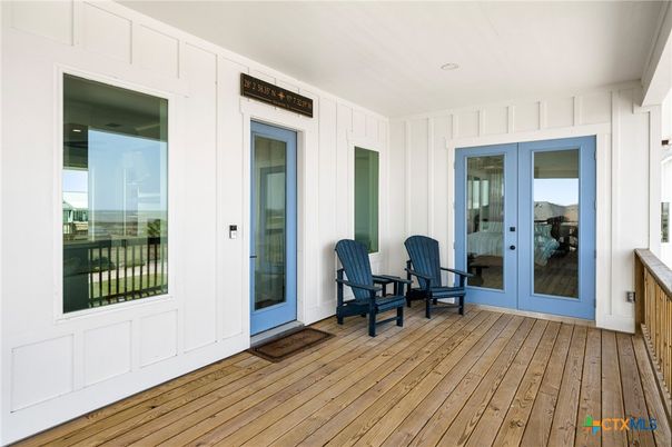 Exterior, Wood Texture Flooring