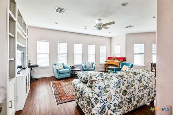 Bedroom, Interior, Living room, Recessed Lighting, Wood Texture Flooring