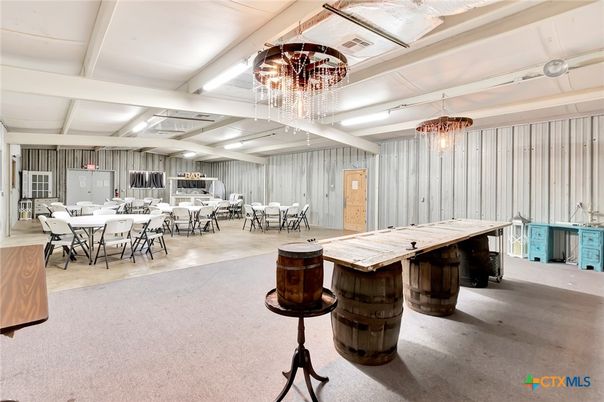 Chandelier, Dining room, Interior, Kitchen