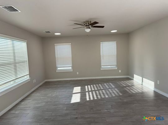 Empty room, Interior, Recessed Lighting, Wood Texture Flooring