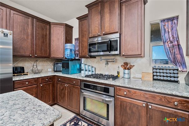 Interior, Kitchen, Stainless Steel Appliances