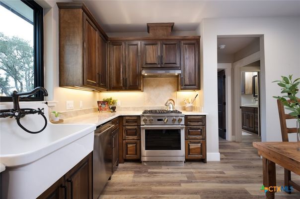 Interior, Kitchen, Stainless Steel Appliances, Wood Texture Flooring